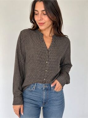 Smartset Black & White Houndstooth Button Front Blouse Size M